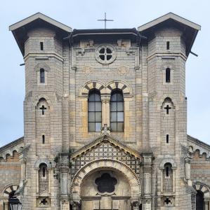 france/auvergne-rhone-alpes/trevoux/eglise-saint-symphorien
