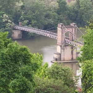 france/auvergne-rhone-alpes/trevoux/passerel