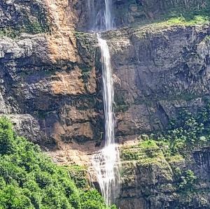france/auvergne-rhone-alpes/vercors/cascade-de-moulin-marquis-panorama-sur