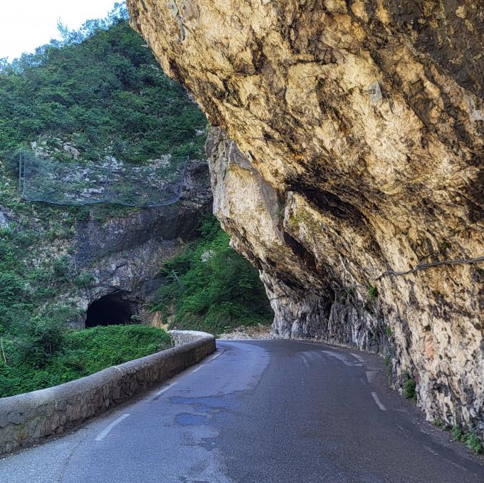 france/auvergne-rhone-alpes/vercors/petits-goulets