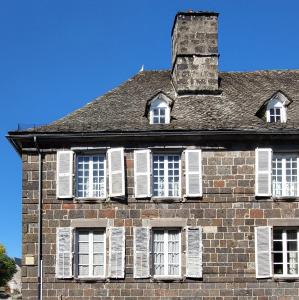 france/auvergne-rhone-alpes/vic-sur-cere/ancien-baillage