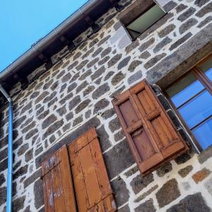 france/auvergne-rhone-alpes/vic-sur-cere/maison-de-la-reine-margot