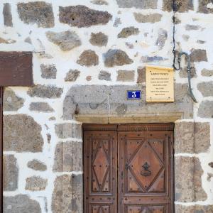 france/auvergne-rhone-alpes/vic-sur-cere/maison-de-la-reine-margot