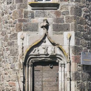 france/auvergne-rhone-alpes/vic-sur-cere/maison-des-princes-de-monaco