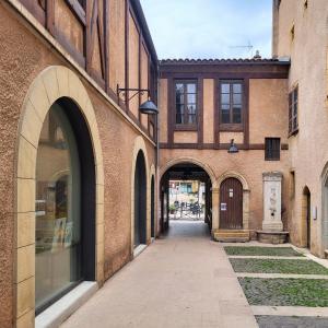 france/auvergne-rhone-alpes/villefranche-sur-saone/ancienne-mairie