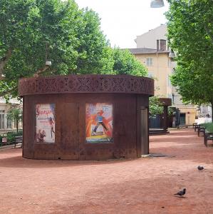 france/auvergne-rhone-alpes/villefranche-sur-saone/place-des-arts