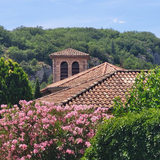 france/auvergne-rhone-alpes/vogue/eglise-sainte-marie