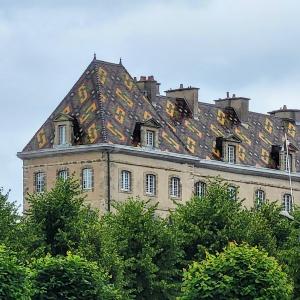 france/bourgogne-franche-comte/autun/lycee-militaire