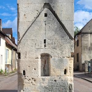 france/bourgogne-franche-comte/autun/porte-d-arroux