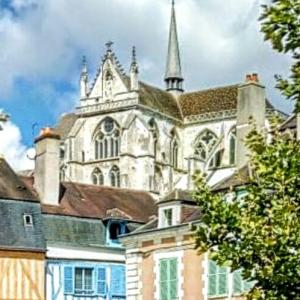 france/bourgogne-franche-comte/auxerre/ancienne-abbaye-saint-germain
