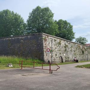 france/bourgogne-franche-comte/auxonne/fortifications