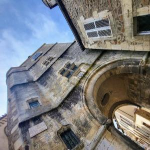 france/bourgogne-franche-comte/avallon/tour-de-l-horloge