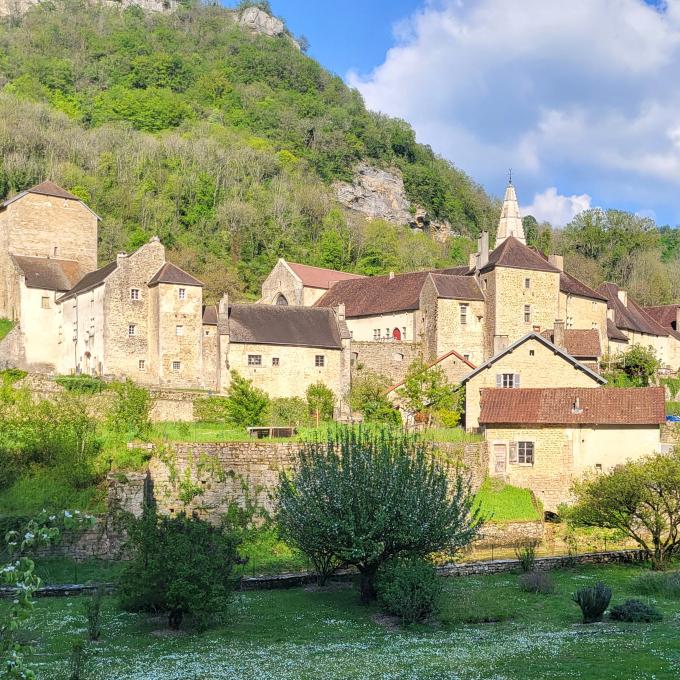 france/bourgogne-franche-comte/baume-les-messieurs