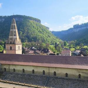 france/bourgogne-franche-comte/baume-les-messieurs