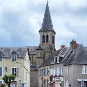 france/bourgogne-franche-comte/chateau-chinon/eglise-saint-roman