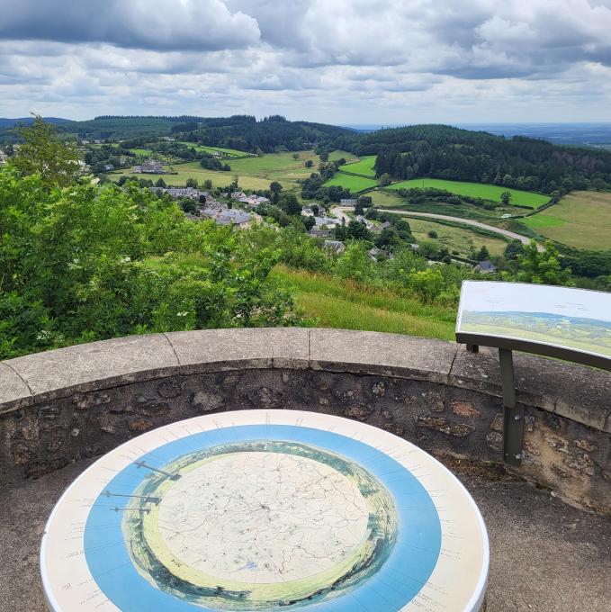 france/bourgogne-franche-comte/chateau-chinon/panorama-du-calvaire