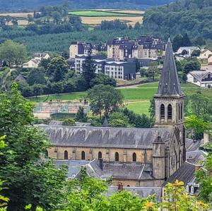 france/bourgogne-franche-comte/chateau-chinon/panorama-du-calvaire