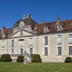 france/bourgogne-franche-comte/chateau-de-fontaine-francaise