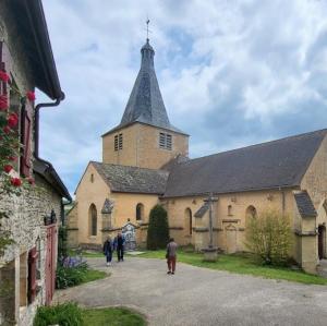 france/bourgogne-franche-comte/chateauneuf-en-auxois