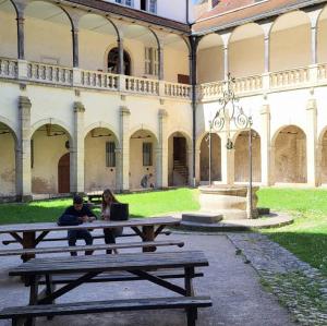 france/bourgogne-franche-comte/dole/hotel-dieu