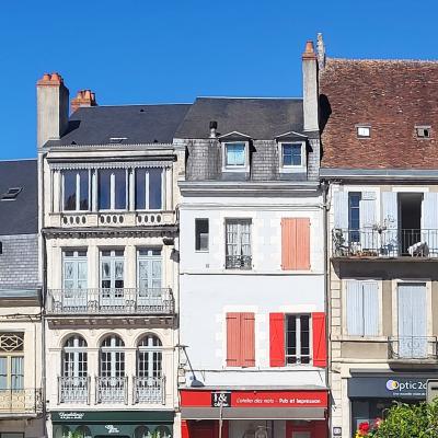 france/bourgogne-franche-comte/la-charite-sur-loire/grande-rue