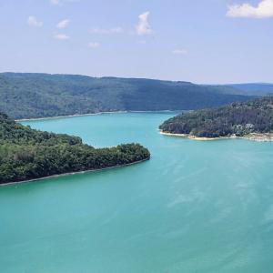 france/bourgogne-franche-comte/lac-de-vouglans