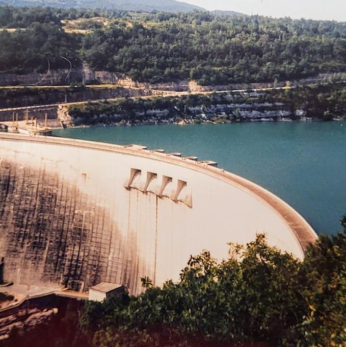 france/bourgogne-franche-comte/lac-de-vouglans/barrage-de-vouglans