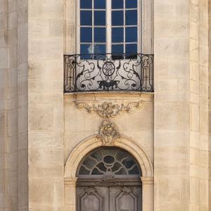 france/bourgogne-franche-comte/macon/hotel-senece