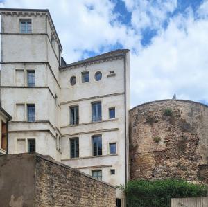 france/bourgogne-franche-comte/macon/maison-du-bailli