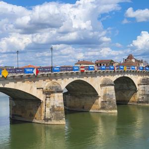 france/bourgogne-franche-comte/macon/pont-saint-laurent