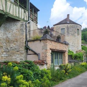 france/bourgogne-franche-comte/noyers-sur-serein