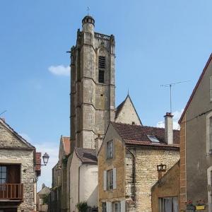 france/bourgogne-franche-comte/noyers-sur-serein/eglise-notre-dame