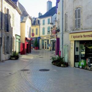 france/bourgogne-franche-comte/nuits-saint-georges