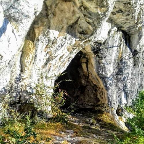 france/bourgogne-franche-comte/saint-claude/grotte-sainte-anne