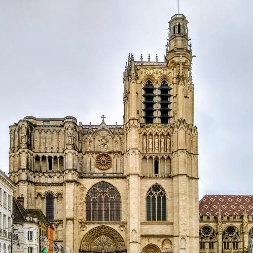 france/bourgogne-franche-comte/sens/cathedrale-saint-etienne