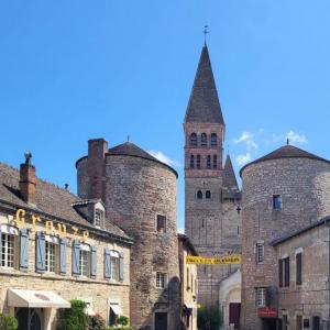 france/bourgogne-franche-comte/tournus