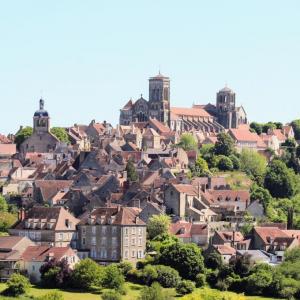 france/bourgogne-franche-comte/vezelay