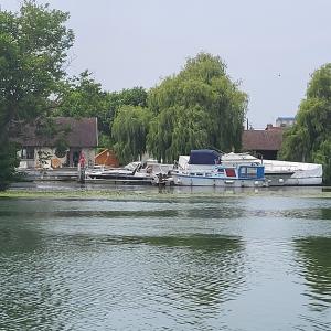 france/bourgogne-franche-comte/villeneuve-sur-yonne