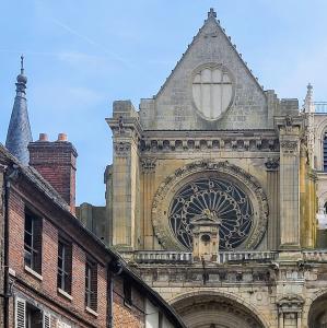 france/bourgogne-franche-comte/villeneuve-sur-yonne/eglise-notre-dame-de-l-assomption