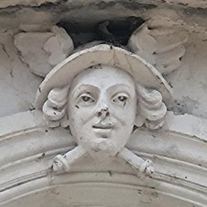 france/bourgogne-franche-comte/villeneuve-sur-yonne/maison-des-sept-tetes