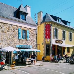 france/bretagne/camaret-sur-mer/village-d-artistes