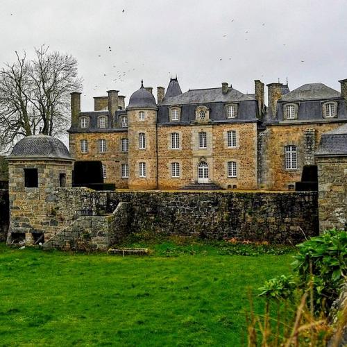 france/bretagne/chateau-de-rosanbo