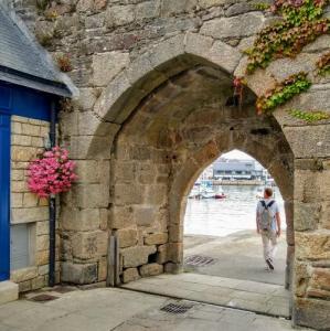 france/bretagne/concarneau/porte-aux-vins