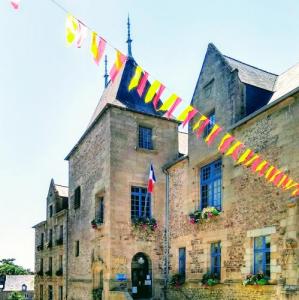 france/bretagne/fougeres/hotel-de-ville