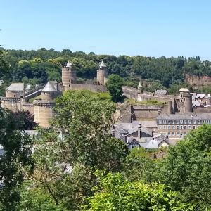 france/bretagne/fougeres/jardin-public-de-fougeres