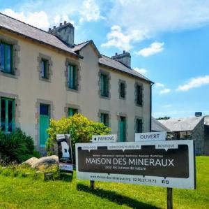 france/bretagne/maison-des-mineraux