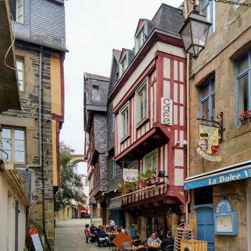 france/bretagne/morlaix/rue-ange-de-guernisac