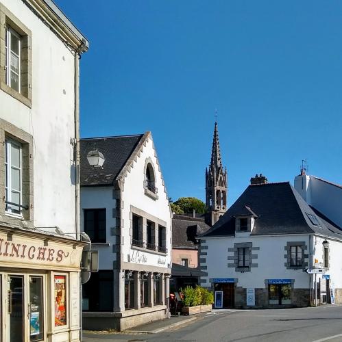 france/bretagne/pont-aven/eglise-saint-joseph