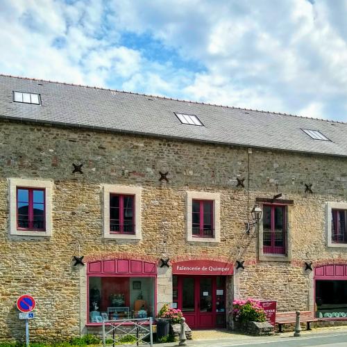 france/bretagne/quimper/faiencerie-henriot