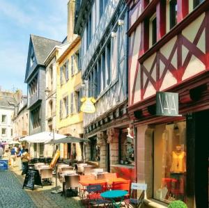 france/bretagne/quimper/rue-du-gueodet